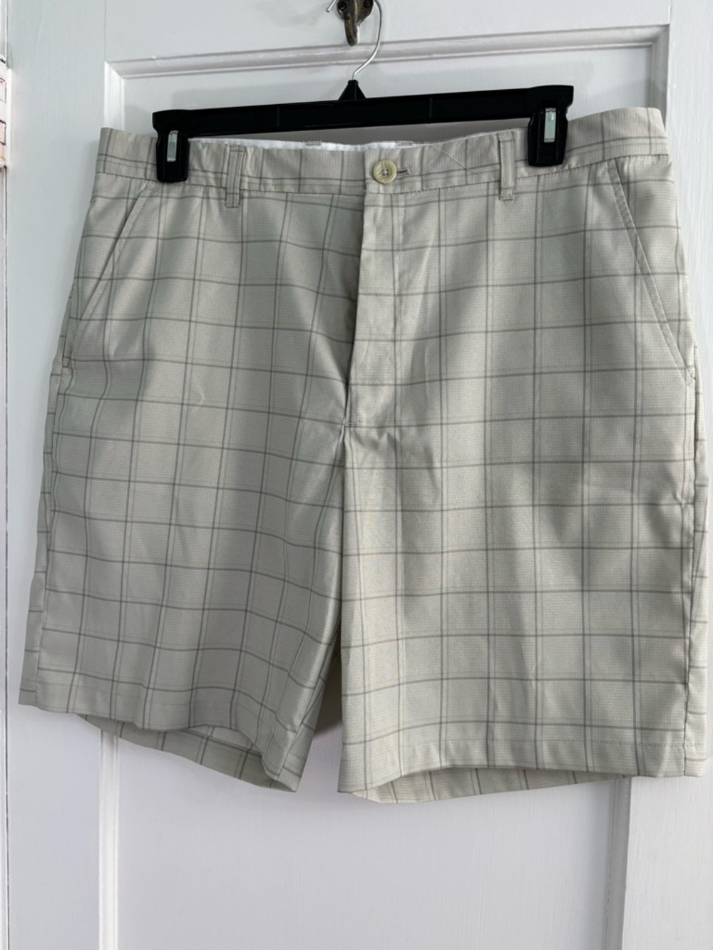 Greg Norman Collection Beige Windowpane Flat-Front Men’s Shorts